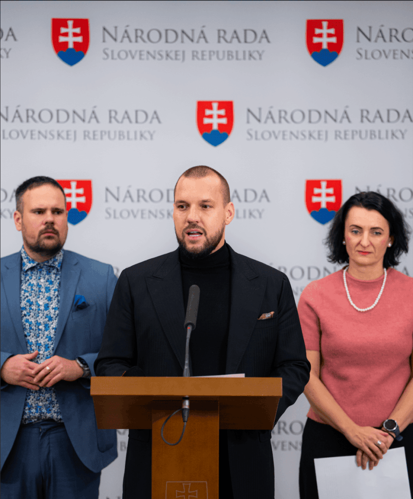Tlačová konferencia o novele zákona č. 442/2002 Z. z.